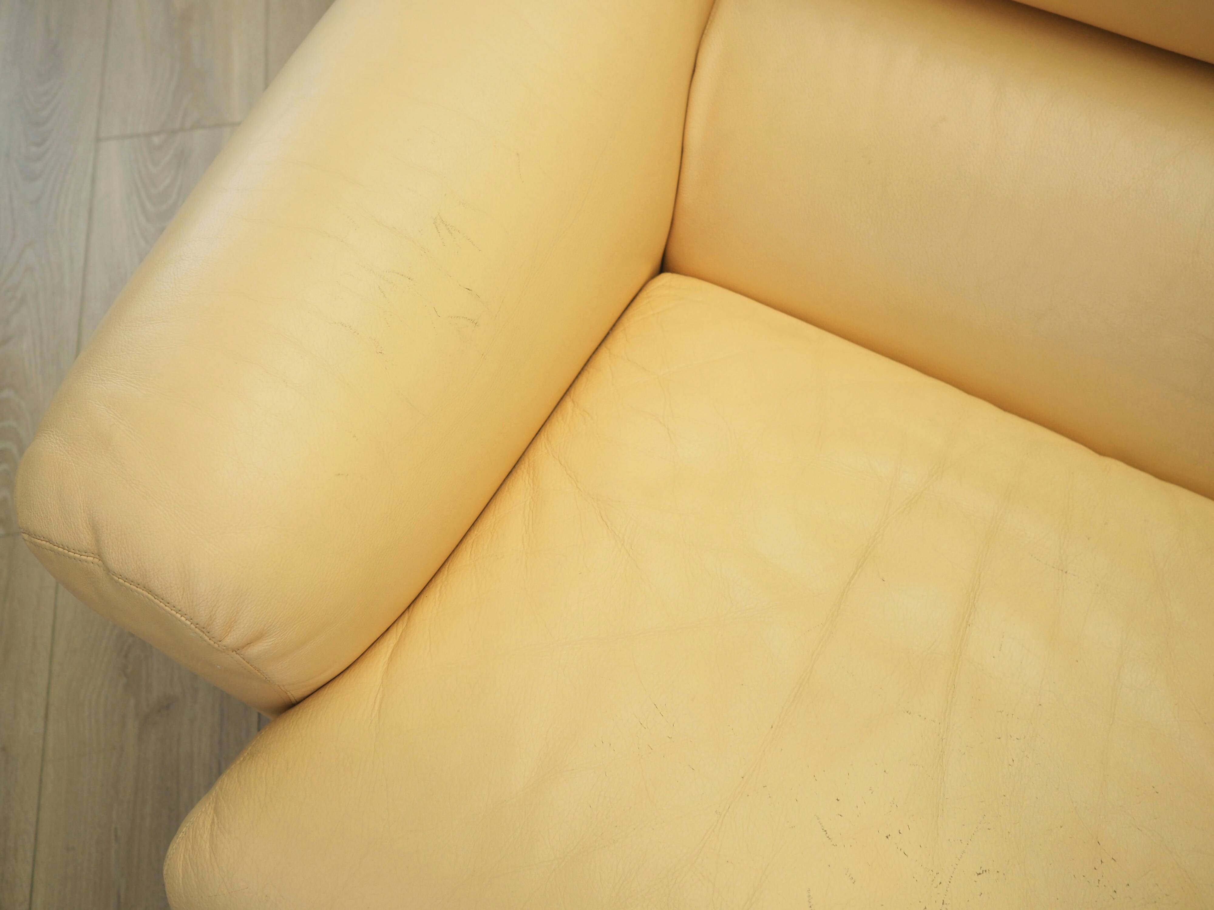 Leather sofa, Italian design, 1960s, production: Italy