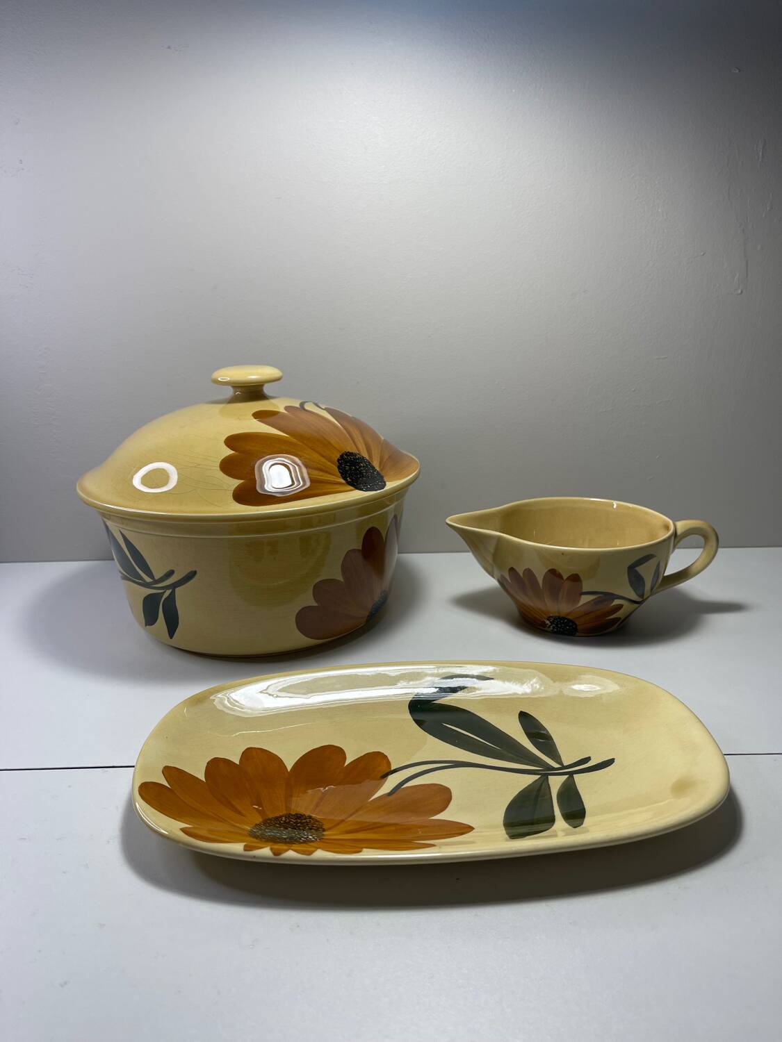 Gien earthenware tureen and gravy bowl set, Tournesol collection