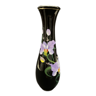 Vase en laque à décor d'orchidées