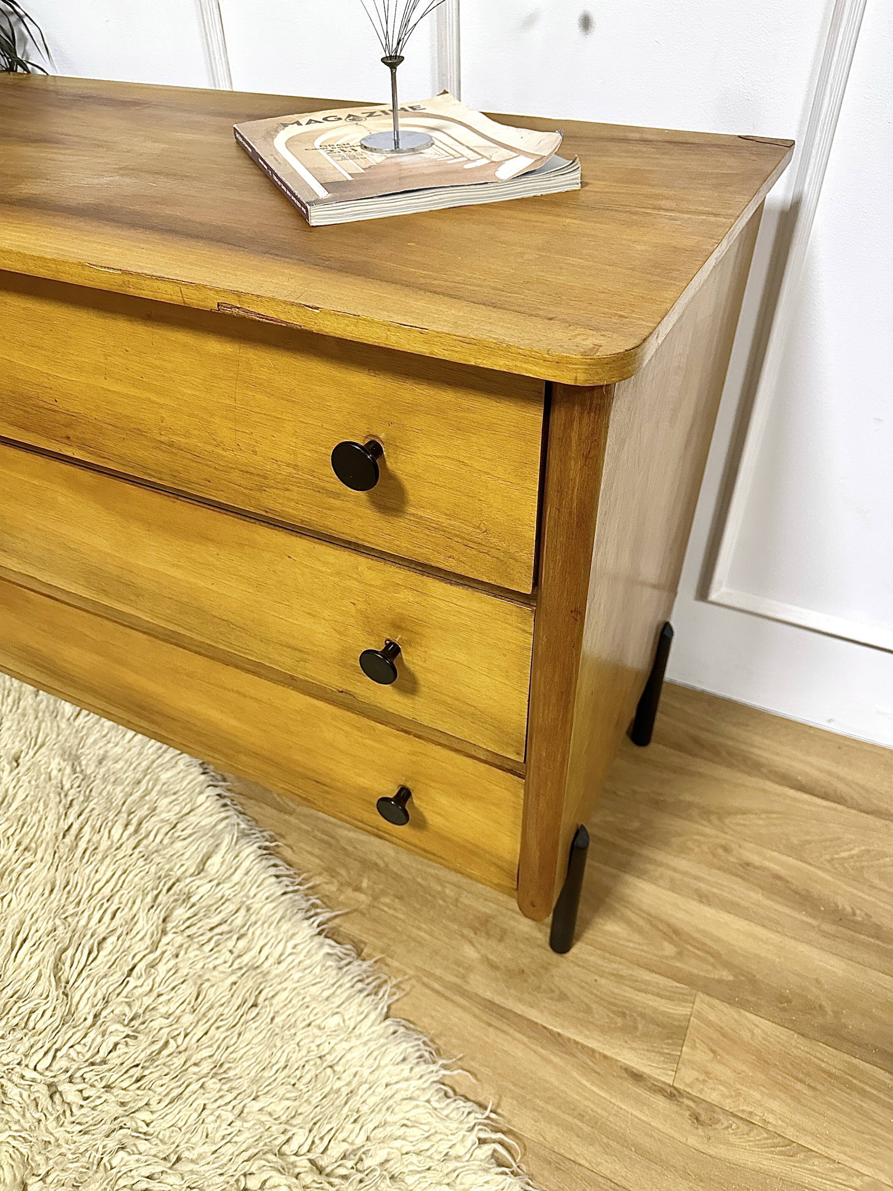 Vintage chest of drawers feet black metal
