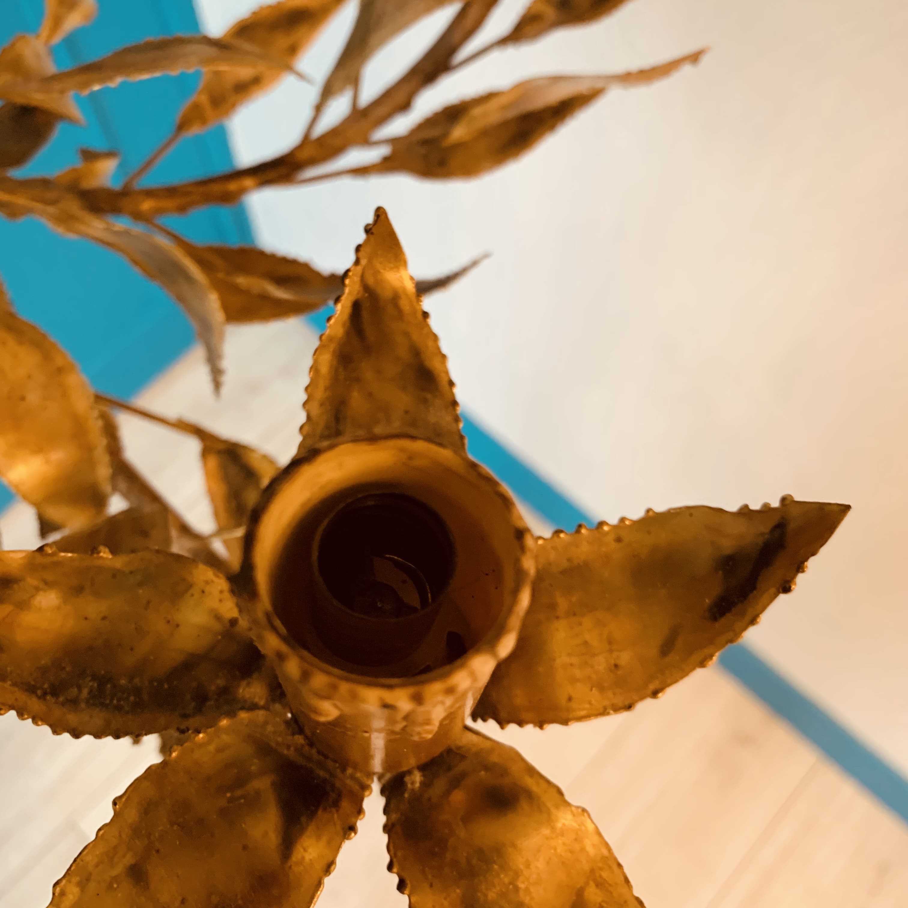 Vintage chandelier foliage decoration