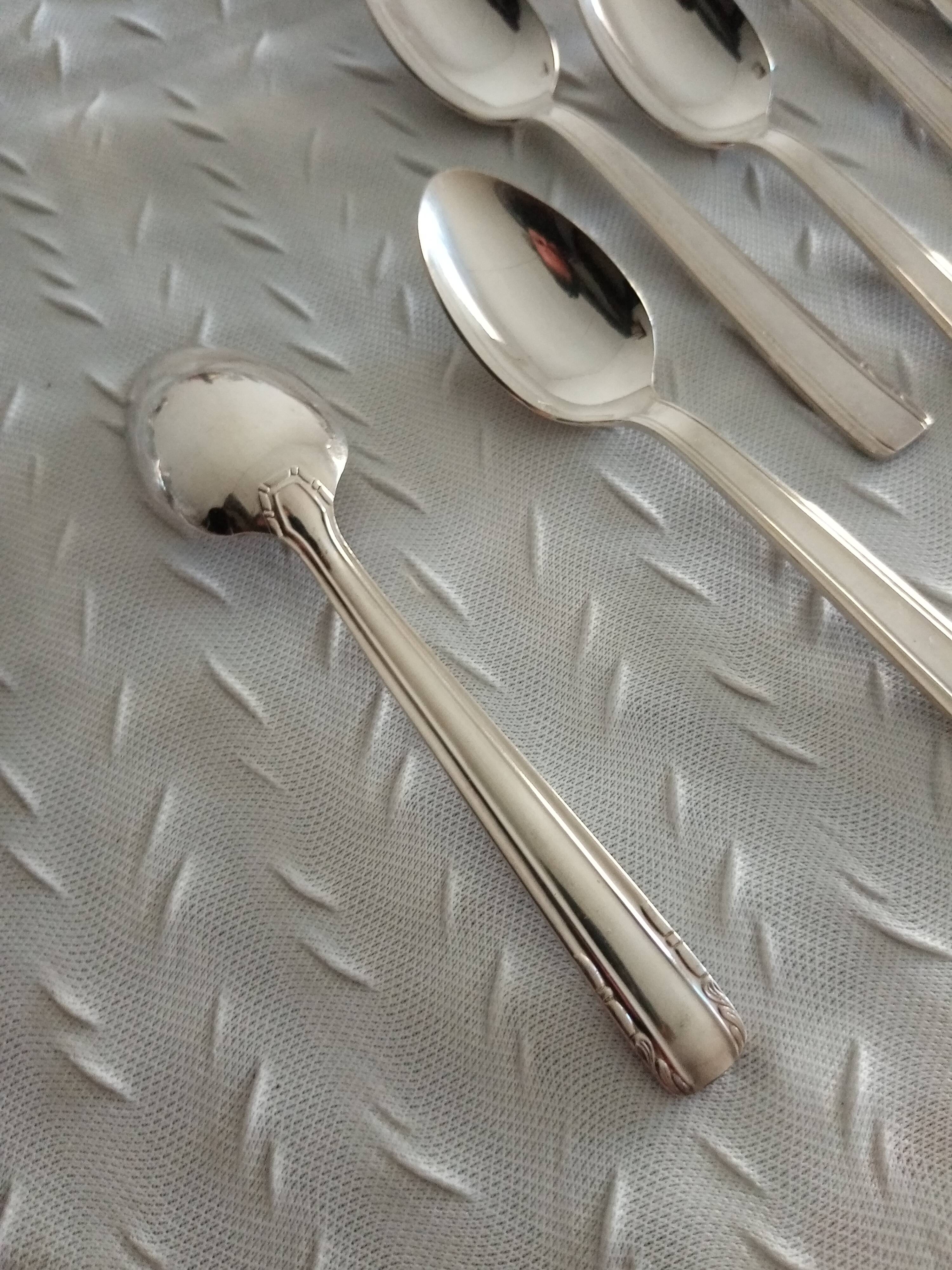 12 moka spoons in silver metal art deco