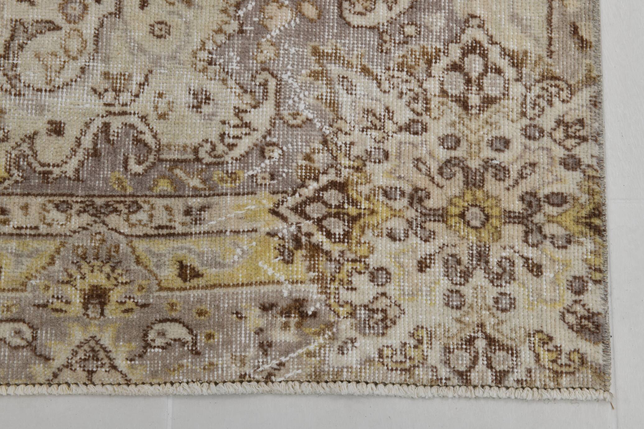 5x9 Vintage Brown Cream Classic Turkish Rug, 165x284Cm