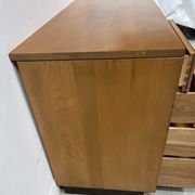 Bureau de style en placage de bois d'érable XX siècle