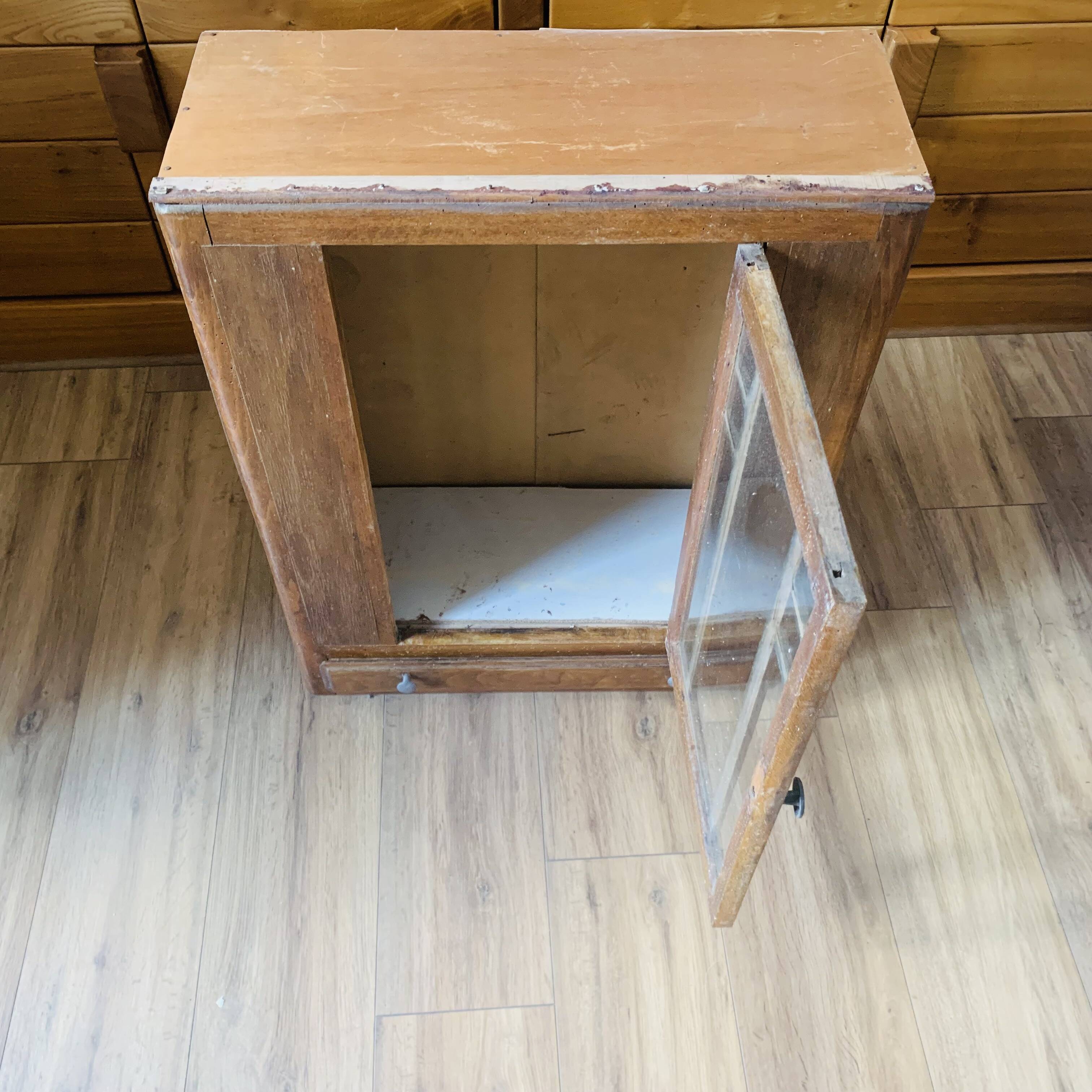 Large medicine cabinet