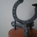 Bougeoir en fonte de ferronnerie fer à cheval chandelier candélabre décoration brutaliste artisanal