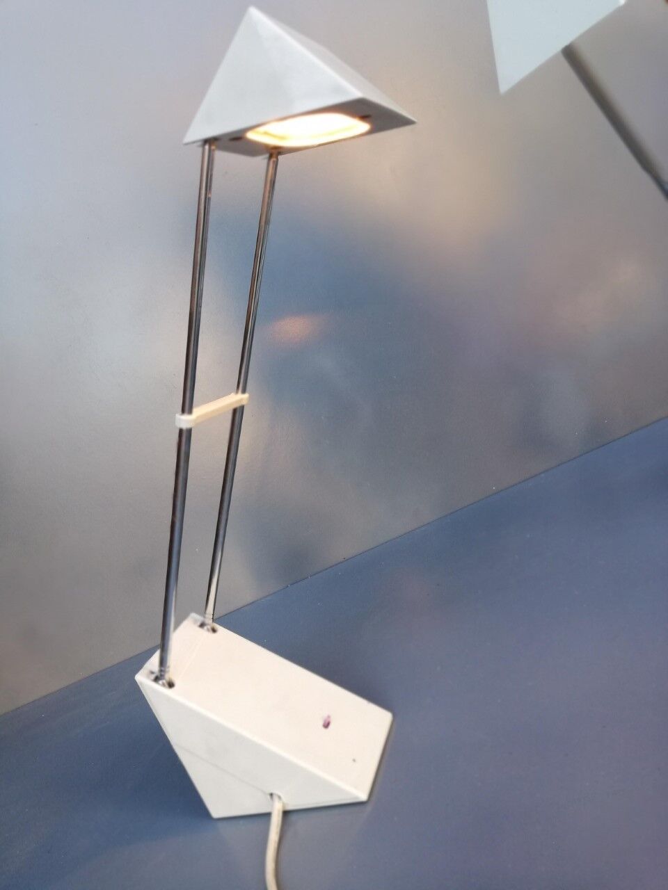 Pair of table lamps 80