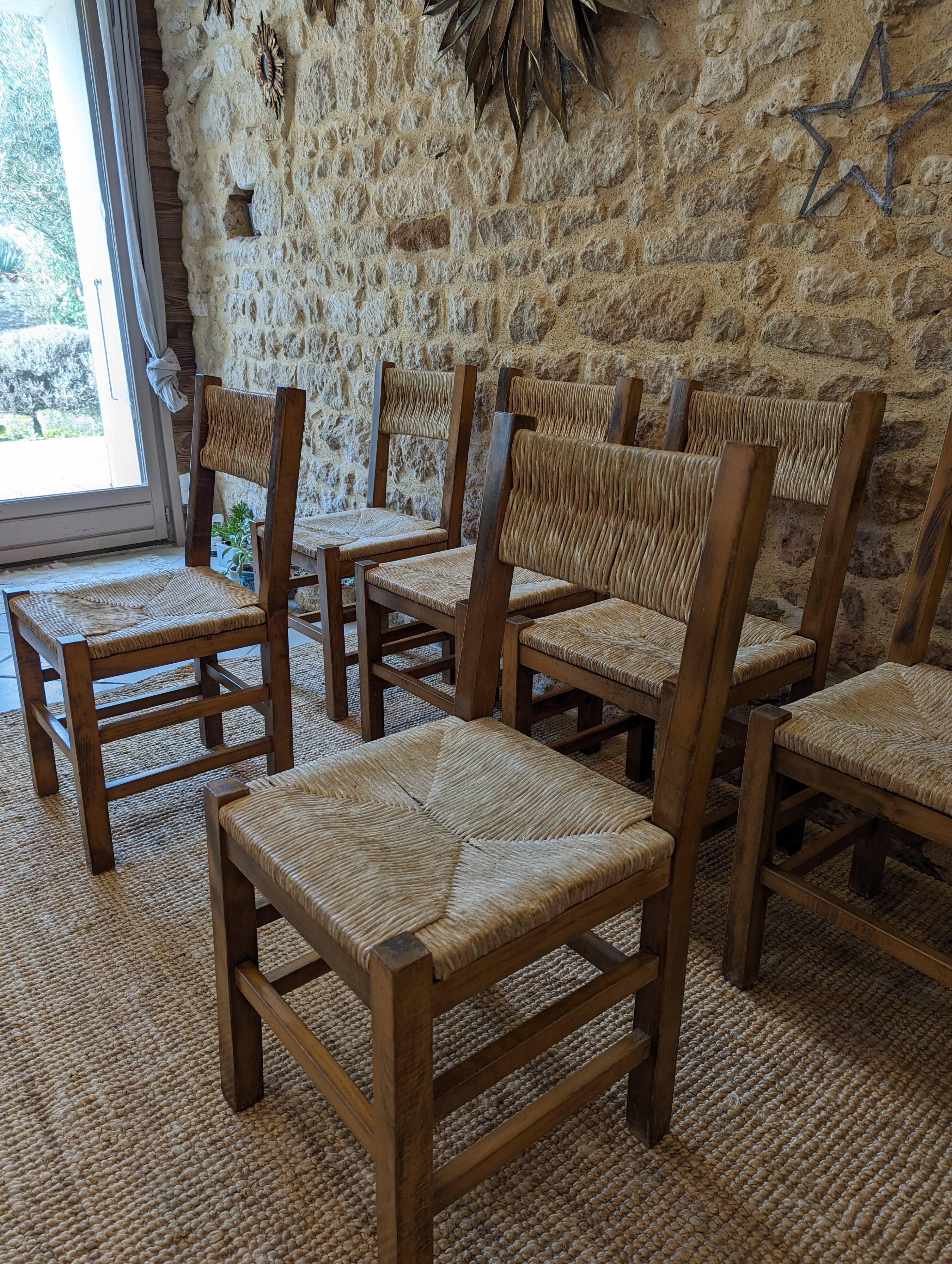 Chaises brutaliste