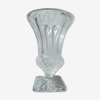 Vase en cristal a pointes de diamants