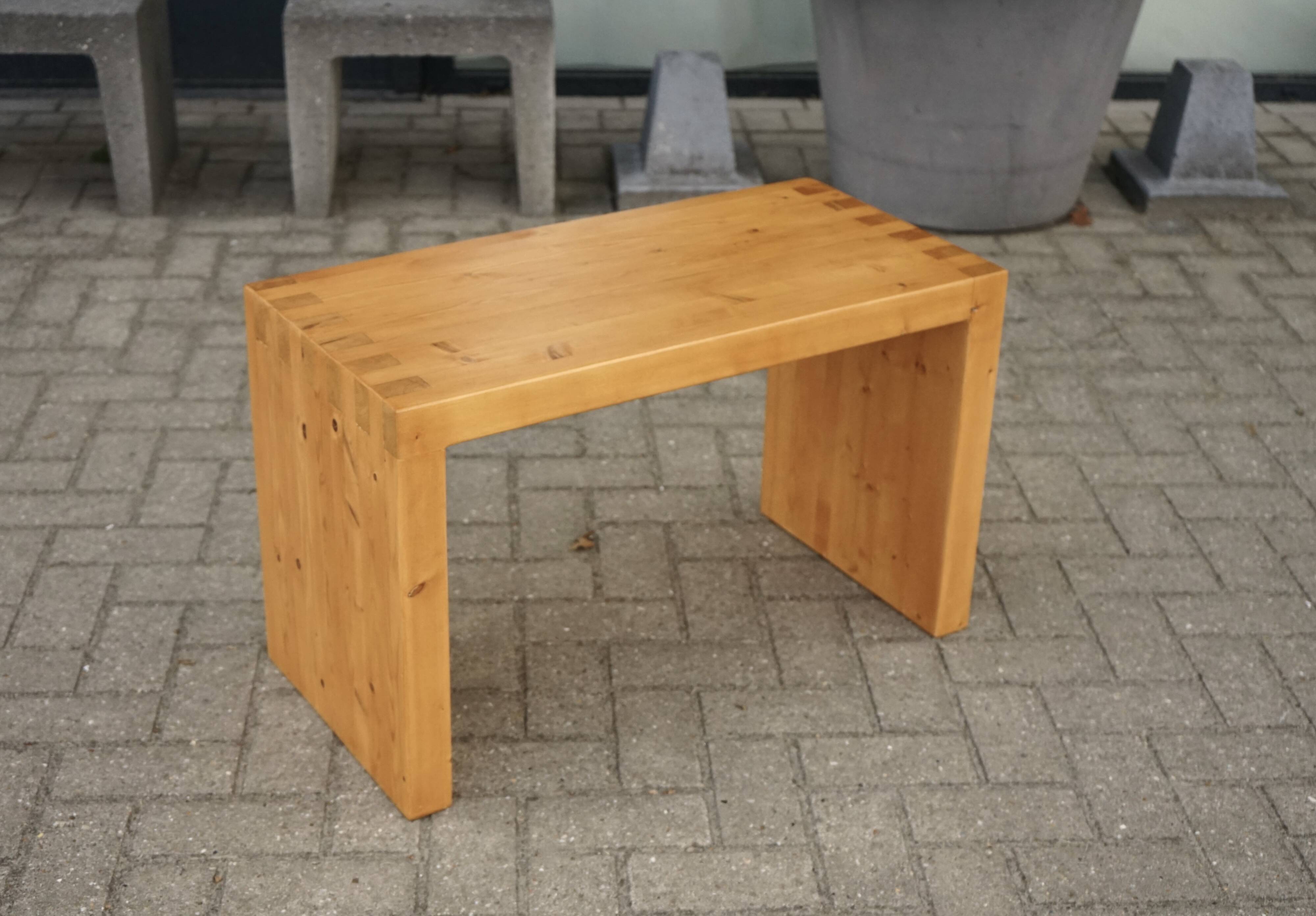 Vintage solid Pine Bench in the style of Ate van Apeldoorn, 1970s