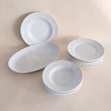 White ceramic twisted dinnerware set