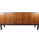 Buffet en palissandre avec portes coulissantes conçues par Omann Junior des années 1960.