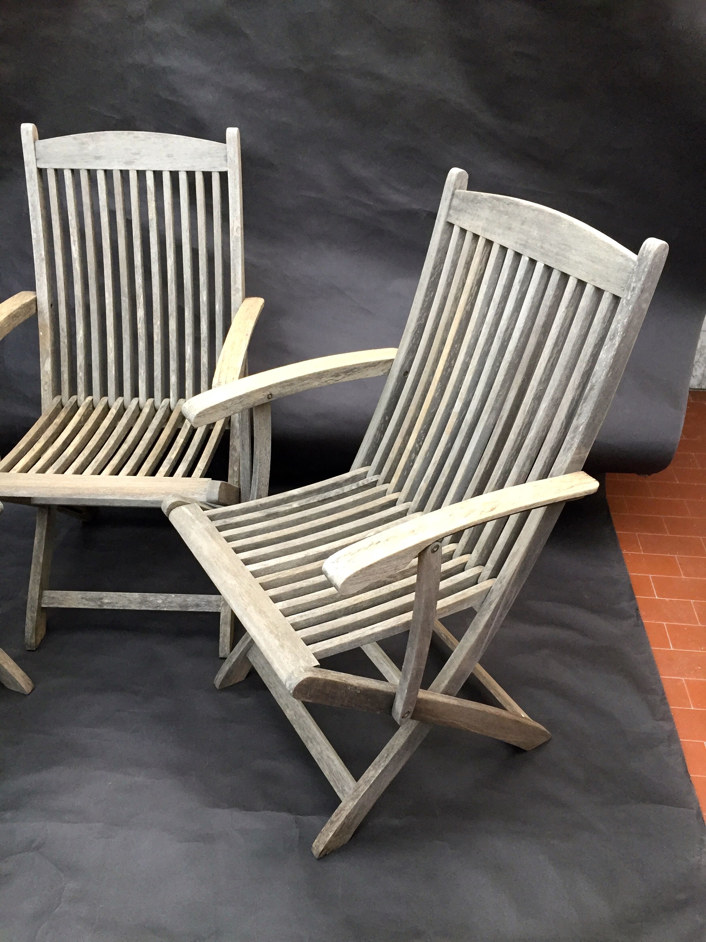 3 vintage folding garden chairs made of River Han teak
