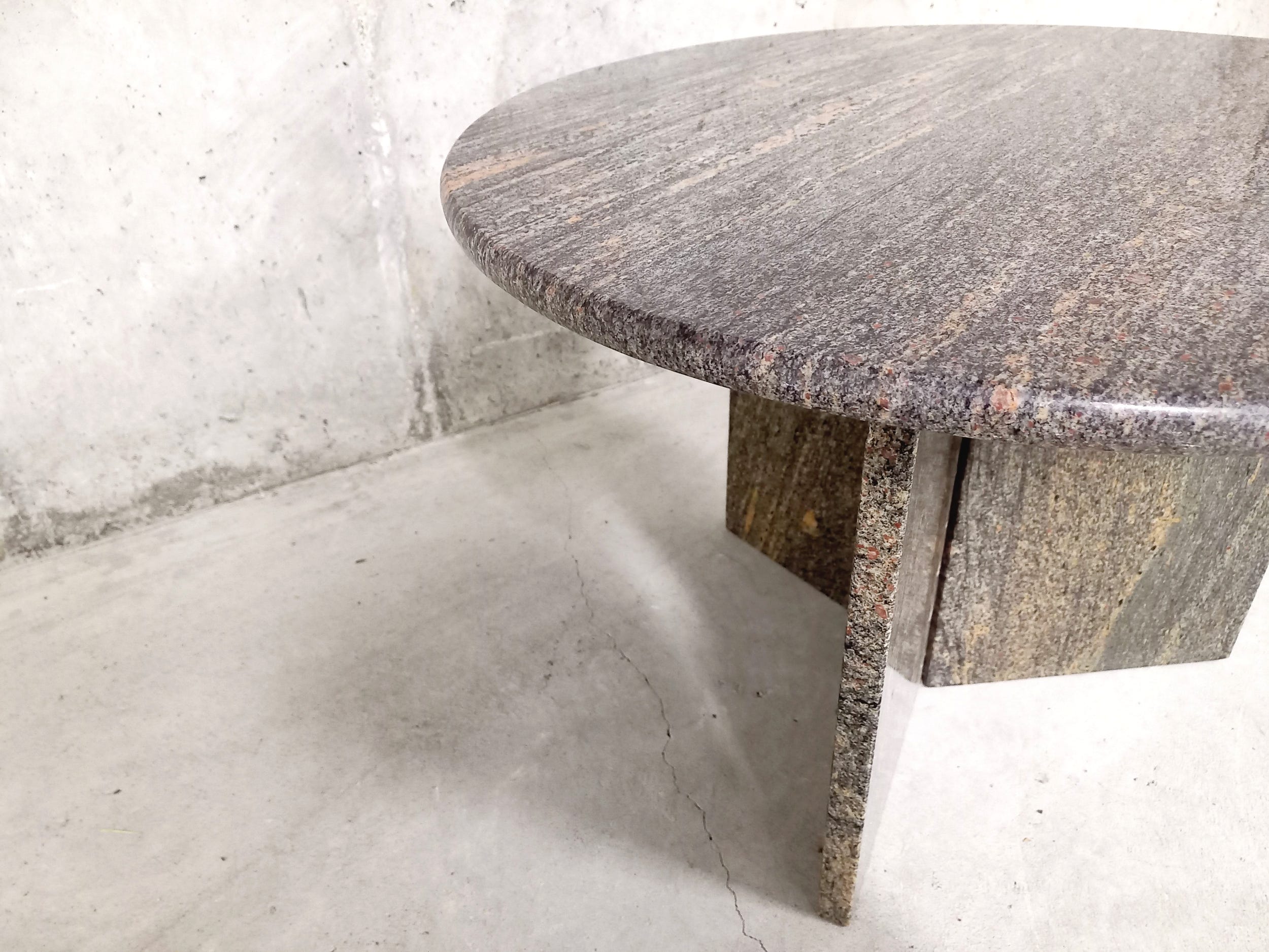 Vintage coffee table in gray granite from the 70s
