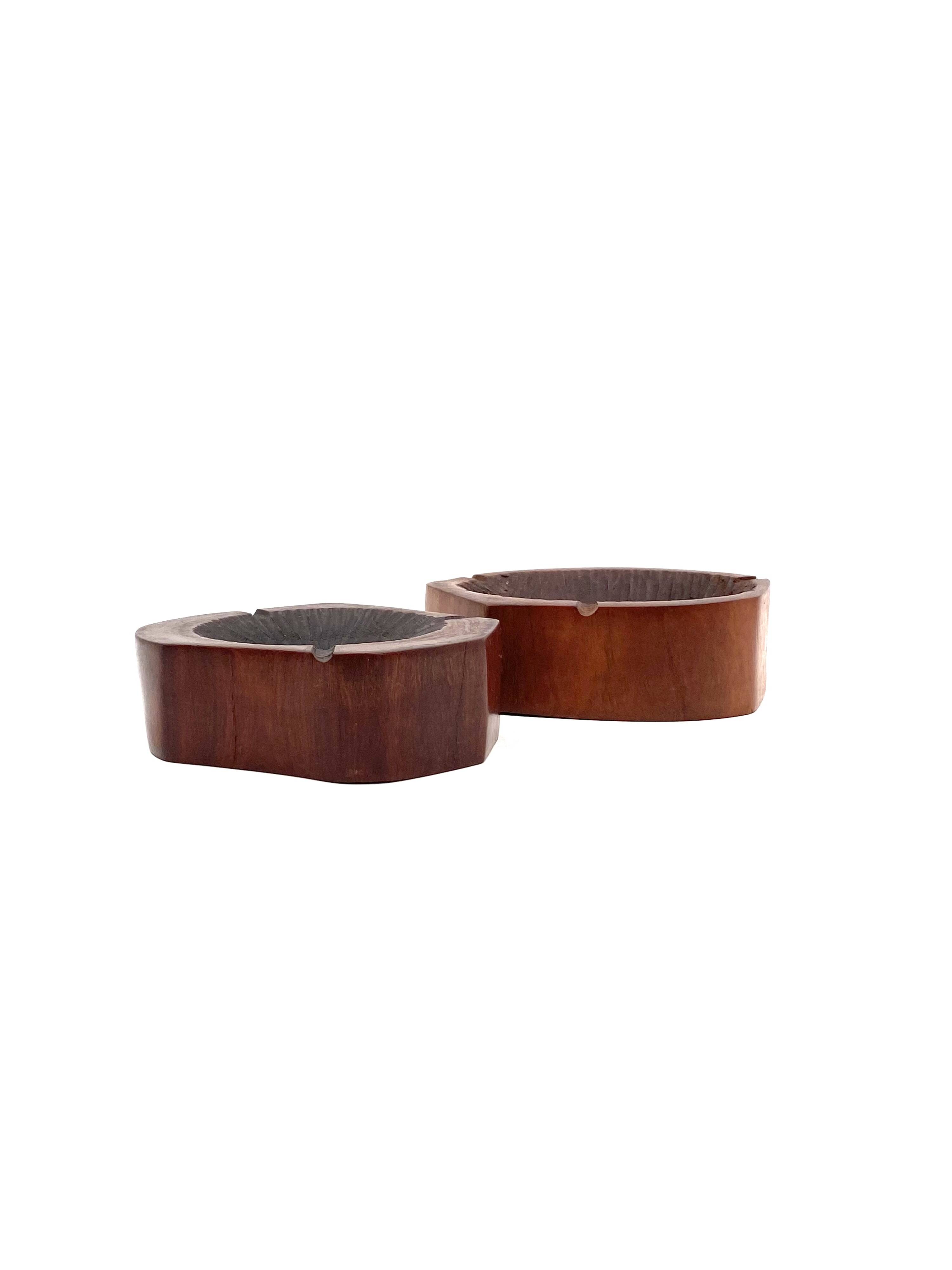 Organic modern set of 2 wood ashtrays, France 1970s