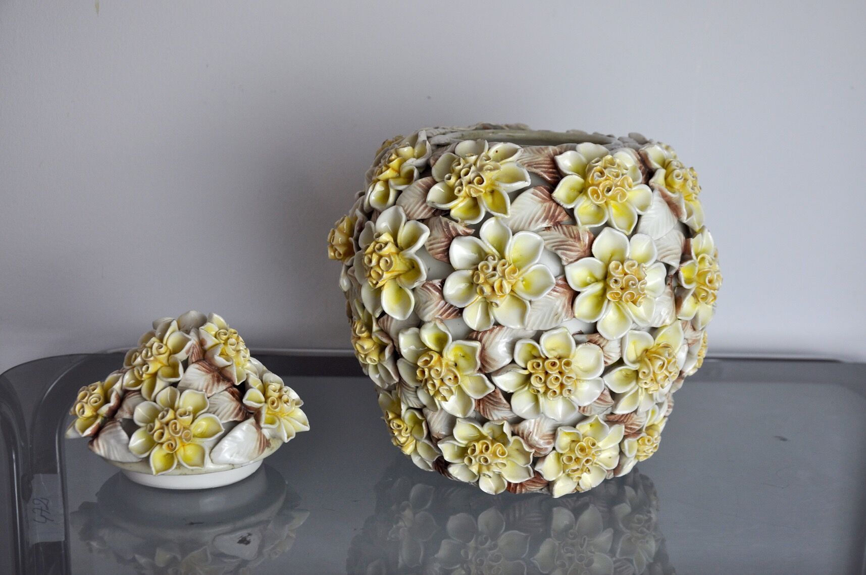 Vase Fleuri Manises, Spain, 1970