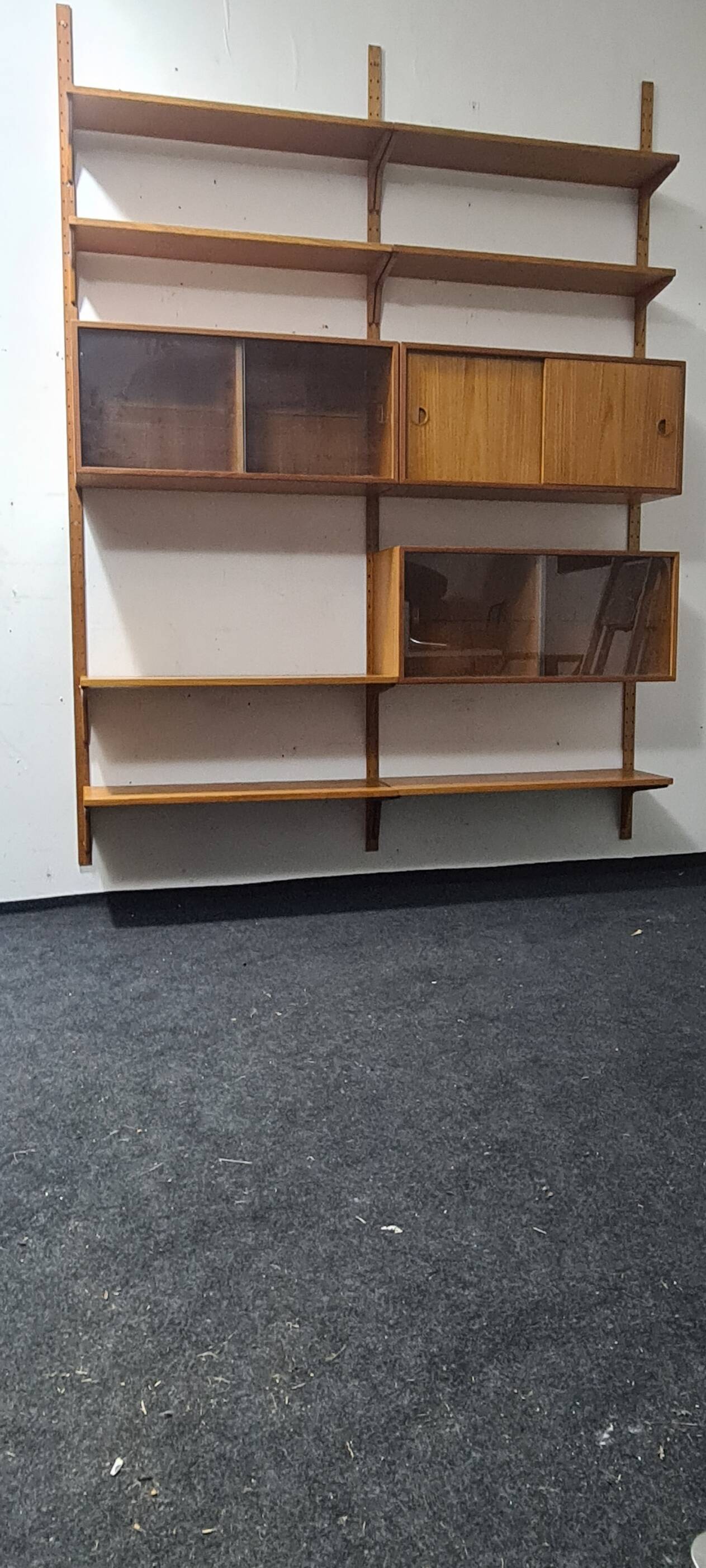 Danish wall shelf HG mobel