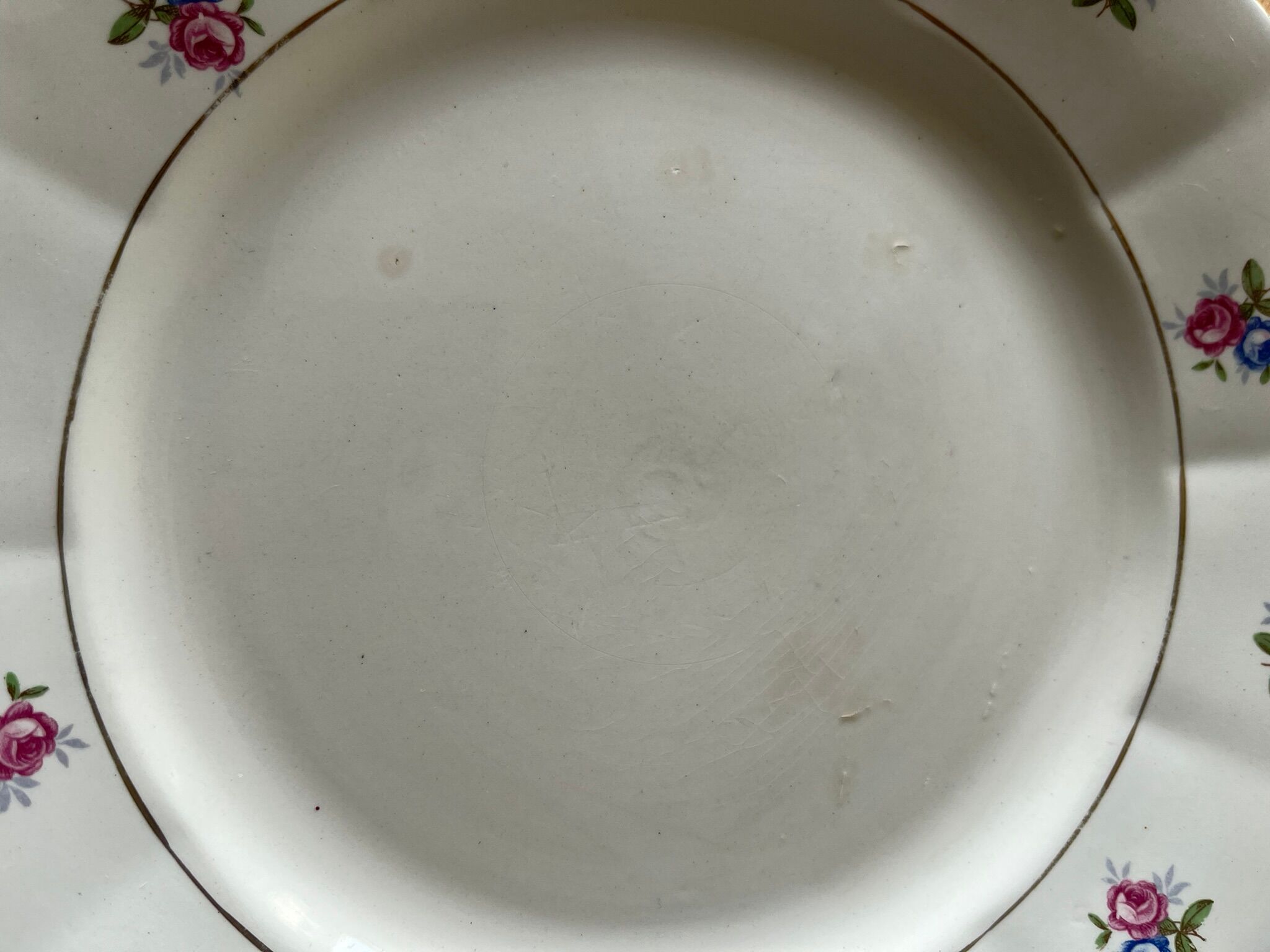 4 old Digoin & Sarreguemines “little flowers” flat plates