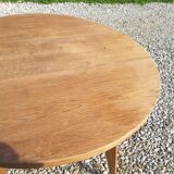 Coffee table with compass legs