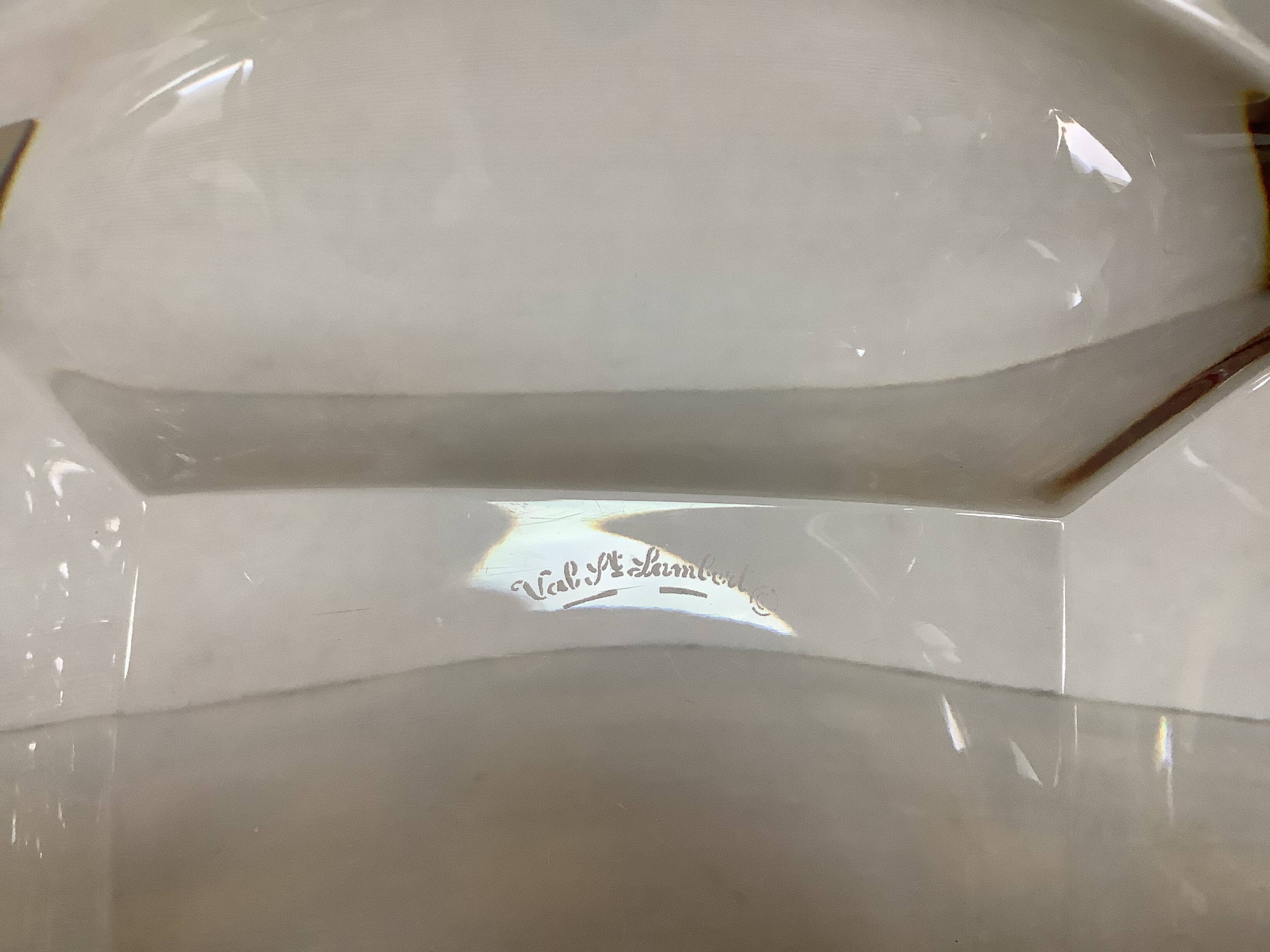 Large empty pocket ashtray Val Saint Lambert