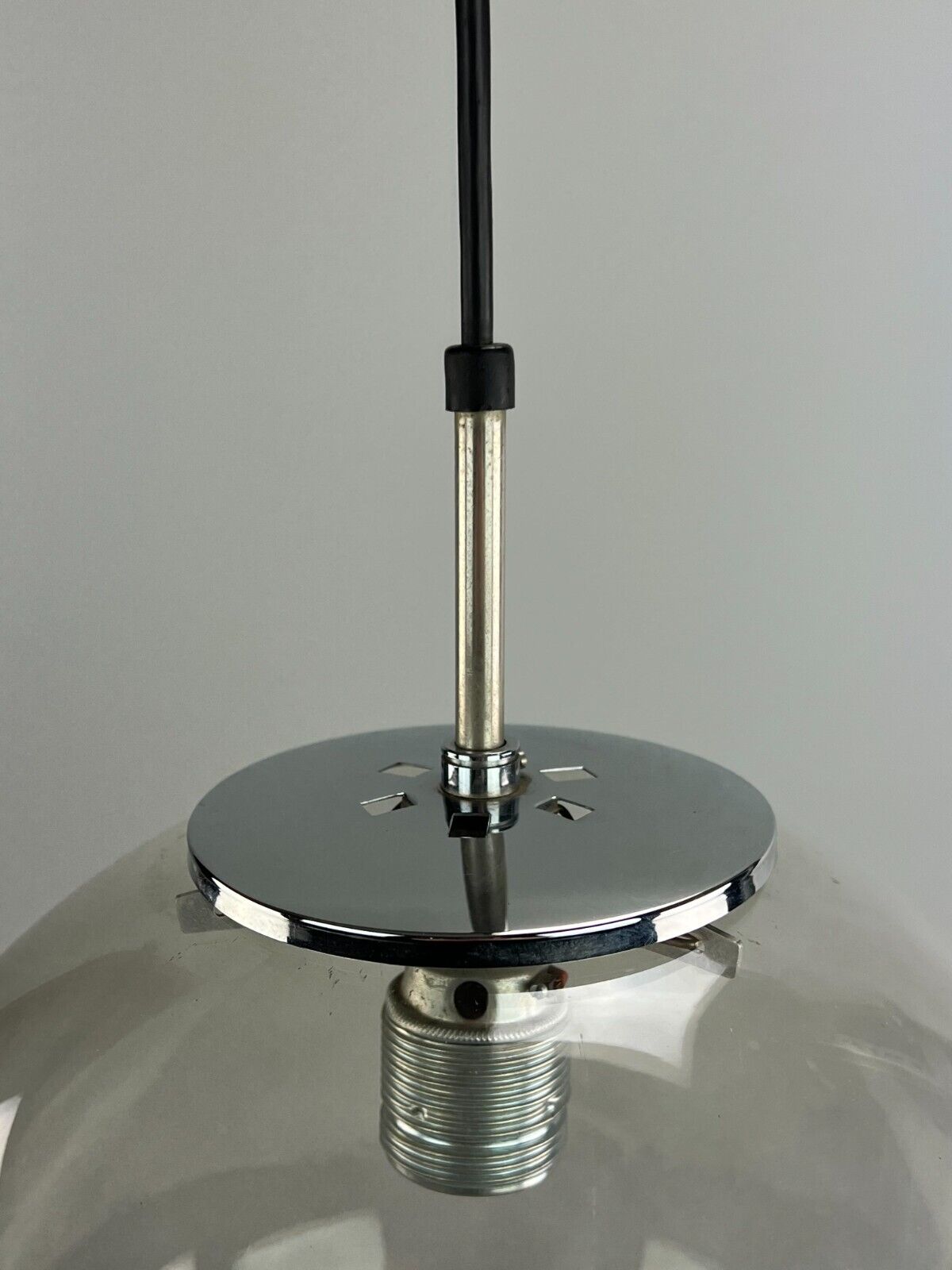 Limburg “Globe” pendant light