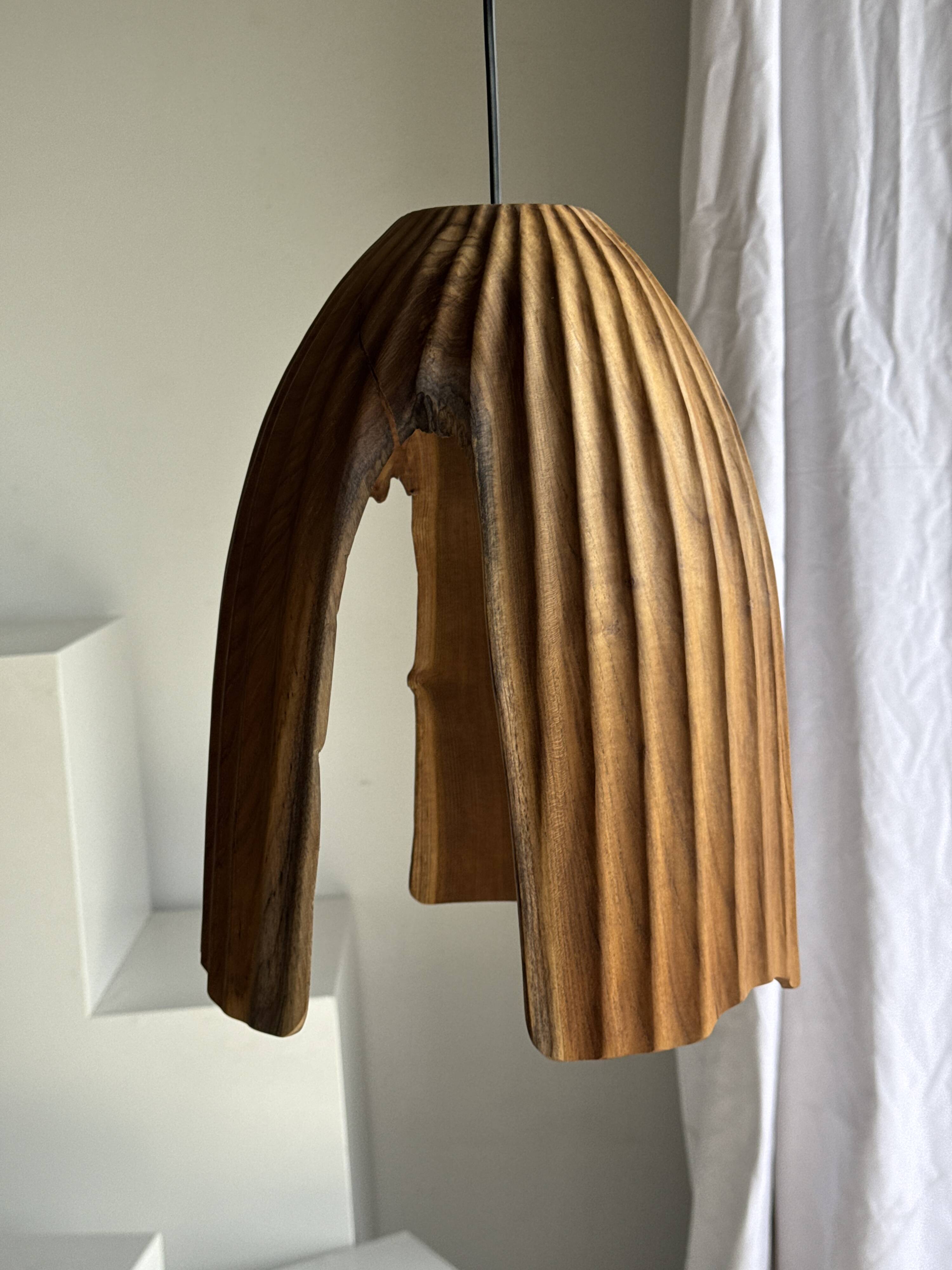 Large suspension or lampshade in organic natural teak, tubular H40 D30.