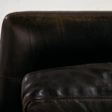 Two-seater leather sofa
