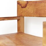 Chaise avec accoudoirs en pin massif et cuir de selle de Biosca