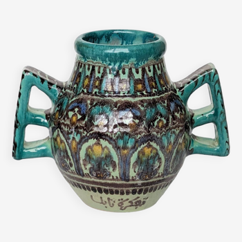 Vase en céramique polychrome en émail coulant de Nabeul à décor de mihrab.