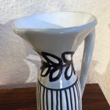 Pitcher Roger Capron