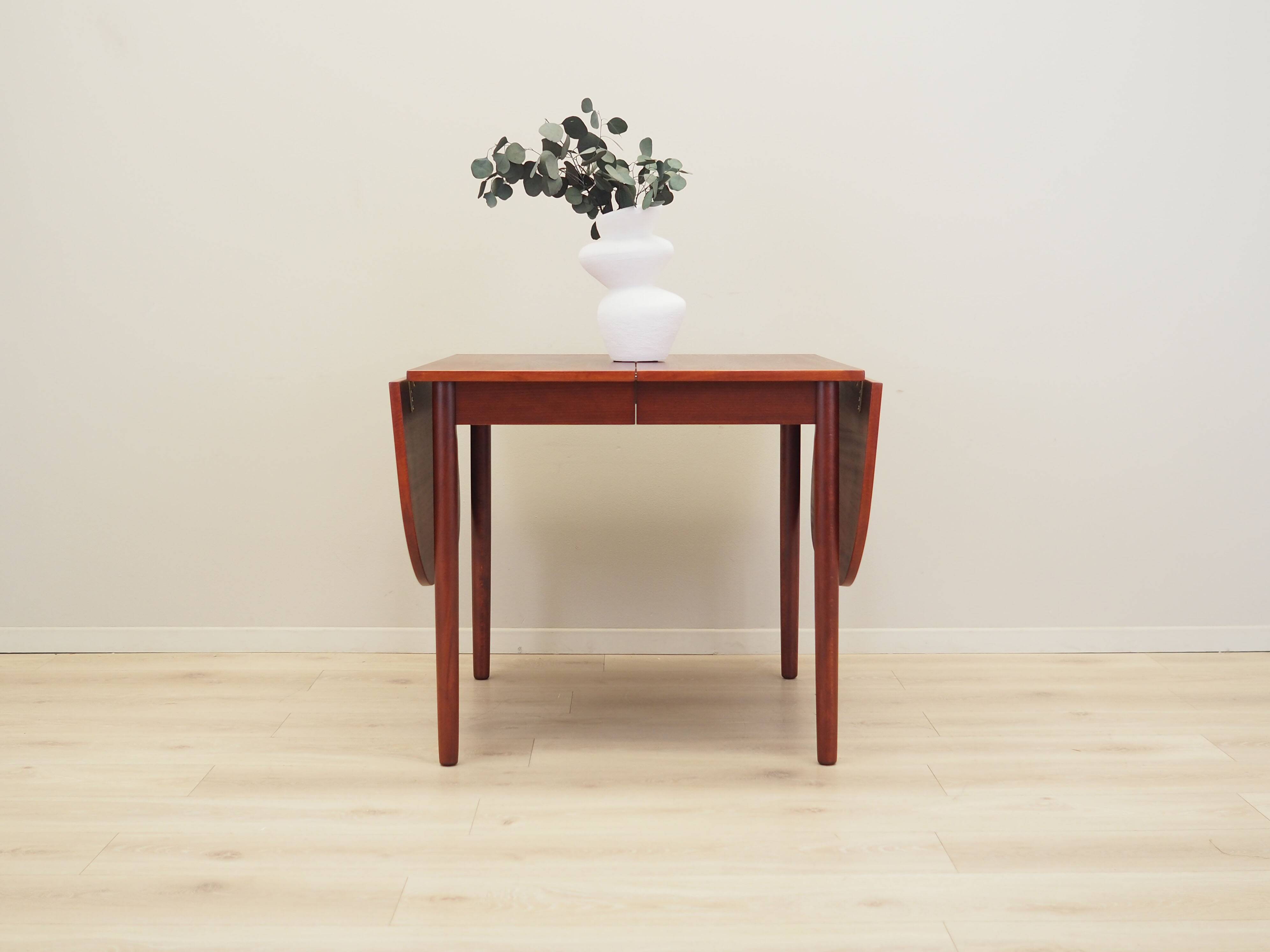 Mahogany table, Danish design, 1970s, production: Denmark