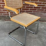 Cesca chair B64 with armrests by Marcel Breuer Design