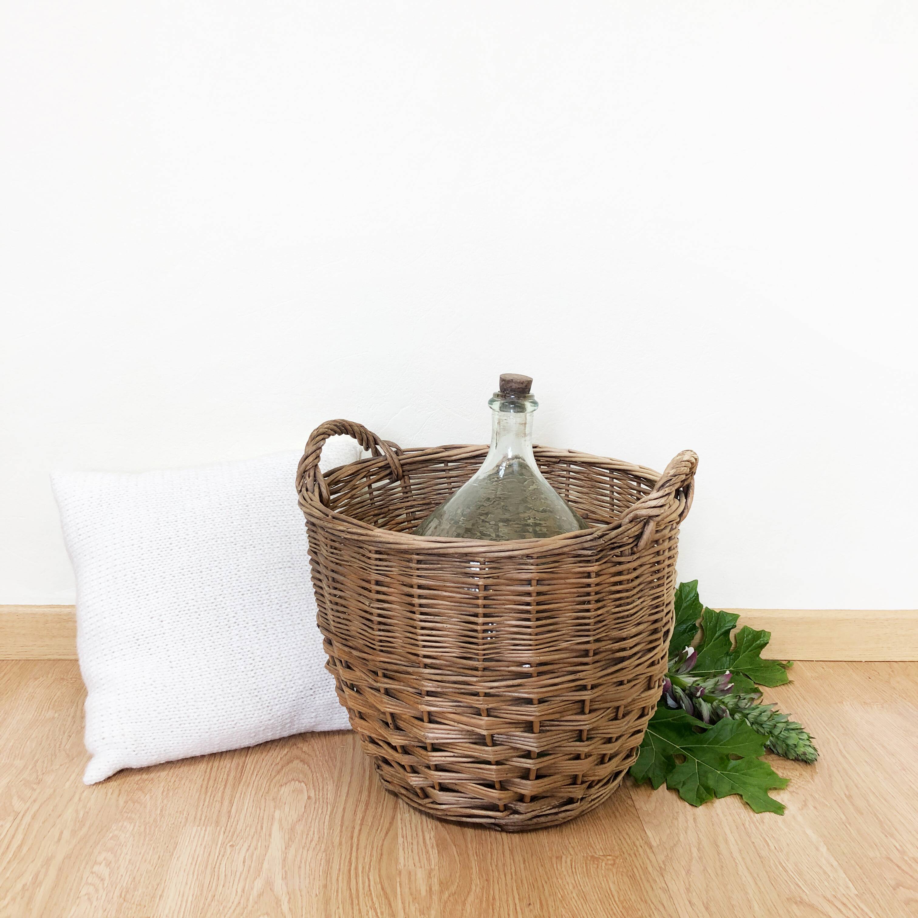 Dame jeanne avec son panier 10 litres