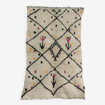 Handmade wool Berber rug 172 X 110 CM