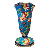 Vase cornet en faïence à décor floral signé Emaux de Longwy