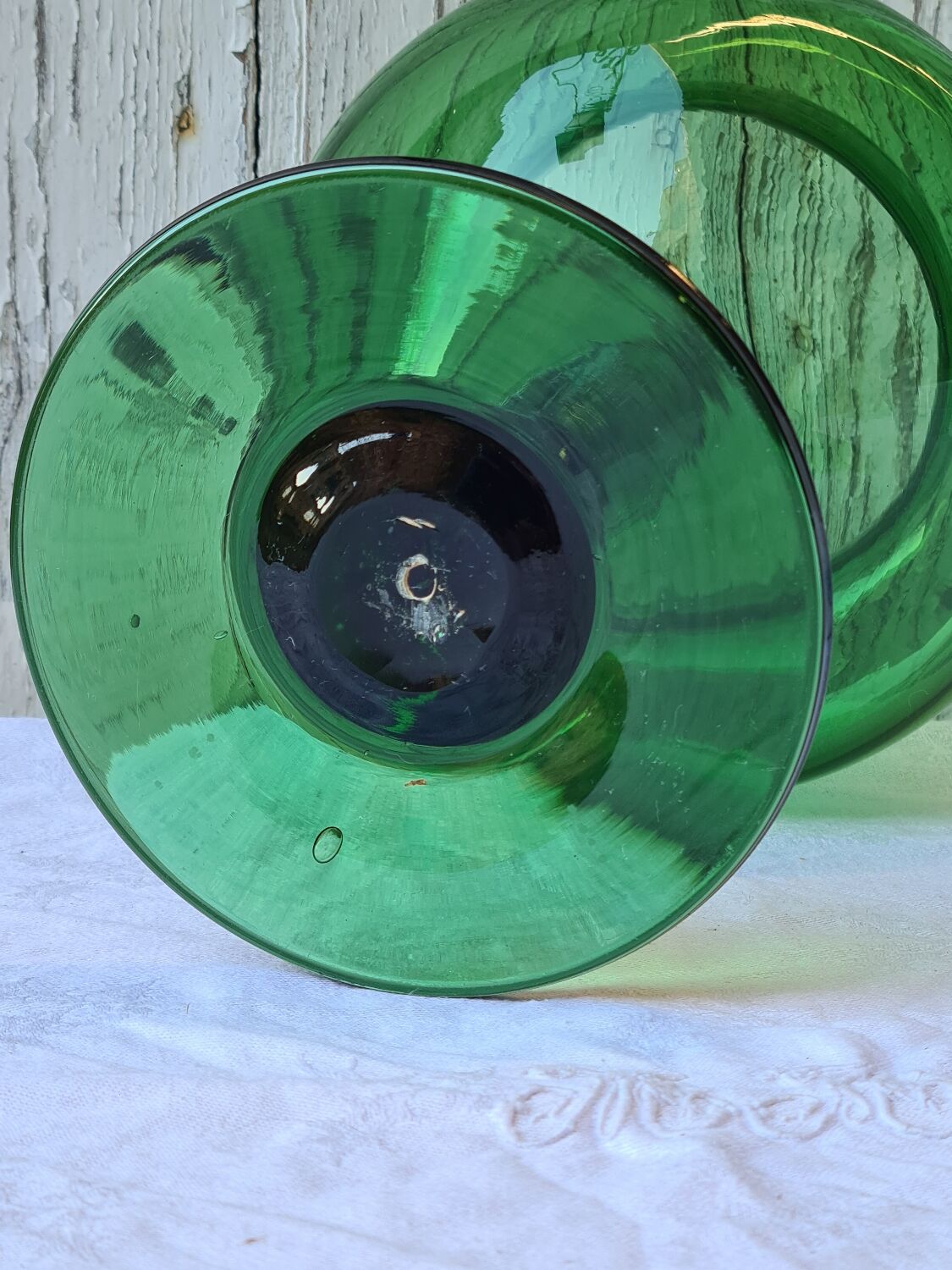 Empoli glass candy box