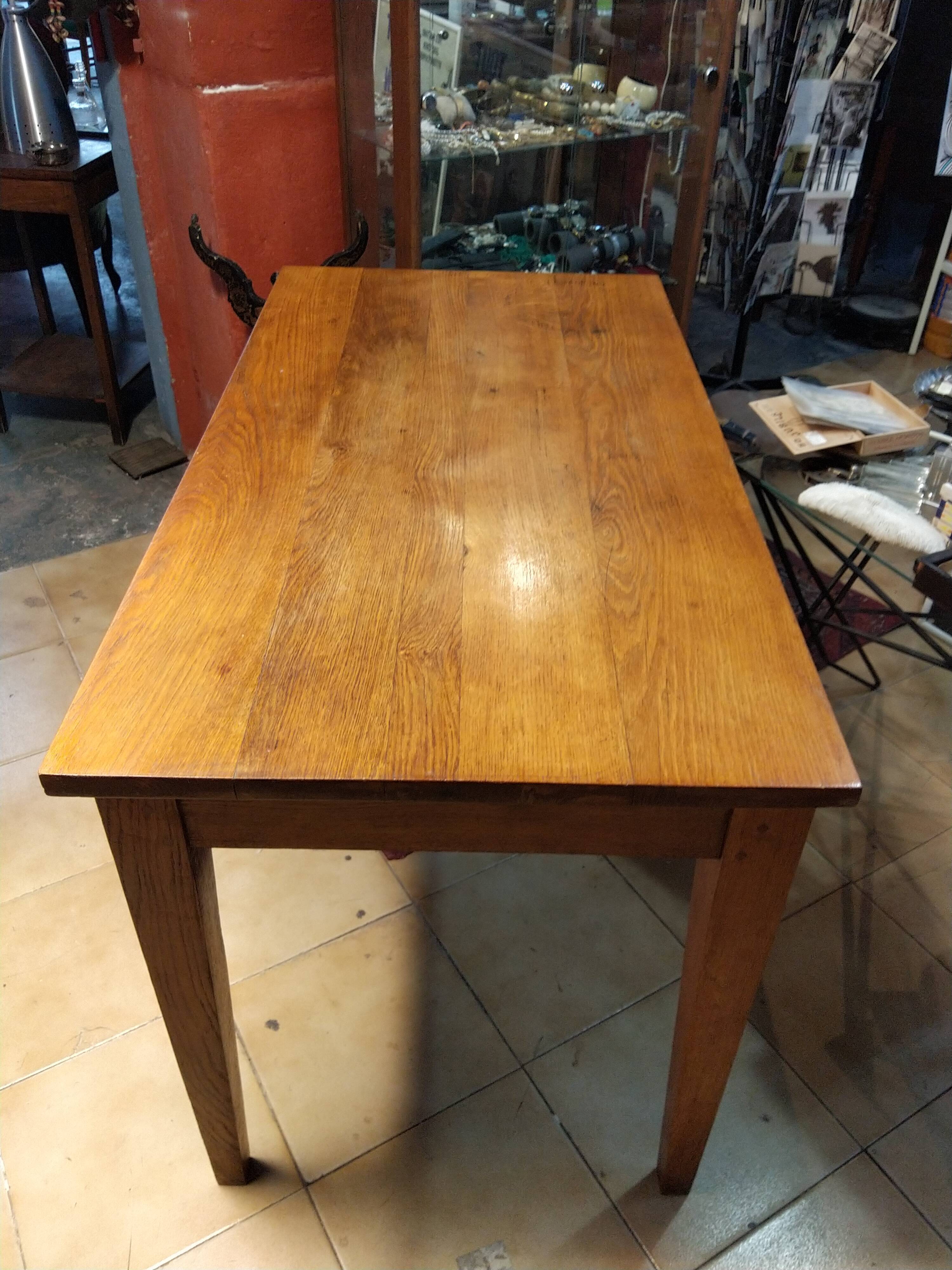 Farm table