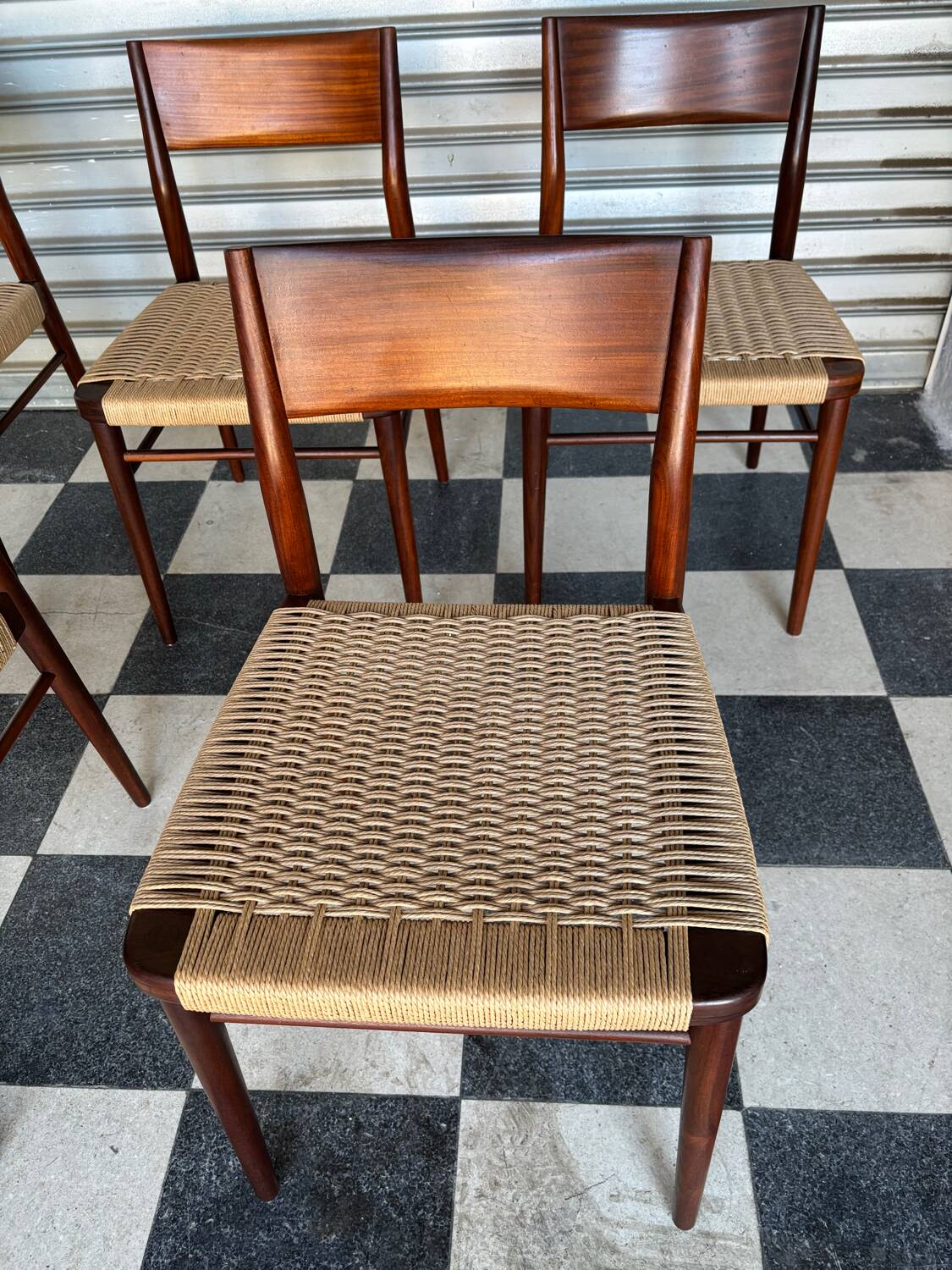 Set of 5 chairs from the 1950s designed by Georg Leowald.