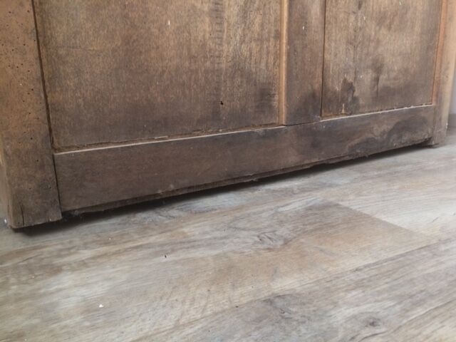 Parisian light wood buffet