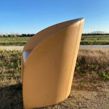 Leather armchair poltrona frau intervista