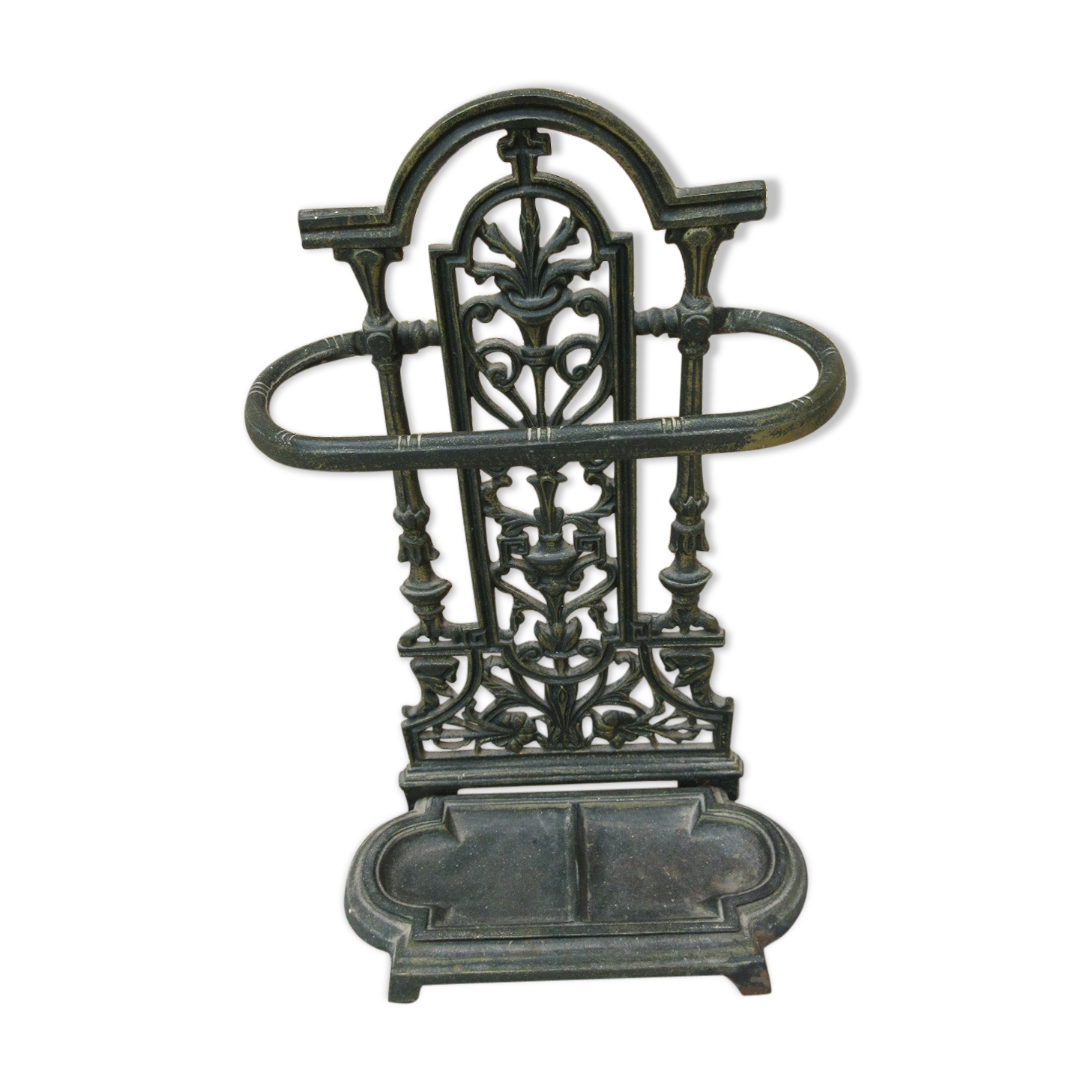 Cast iron umbrella holder