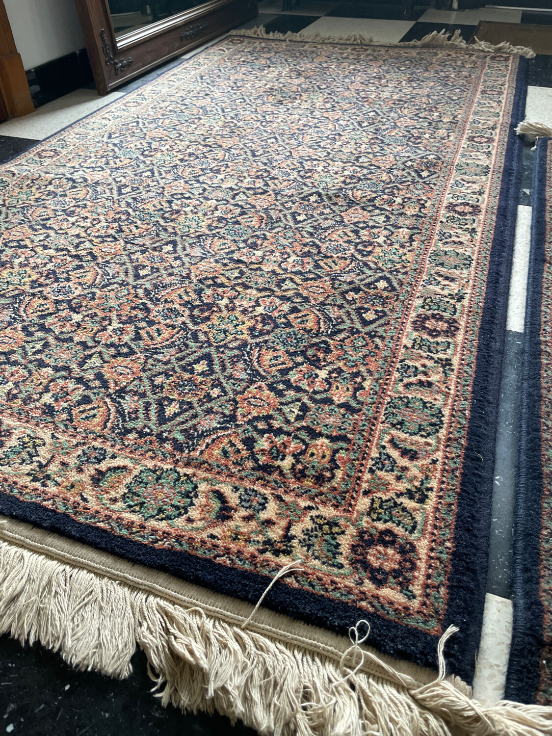 Set of Two Bed Descents