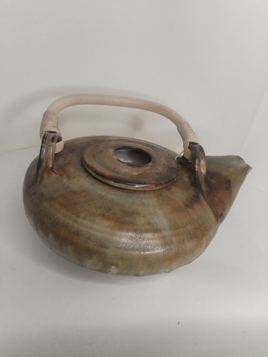 Ceramic teapot Hautes Ribes René Louis Dauchy