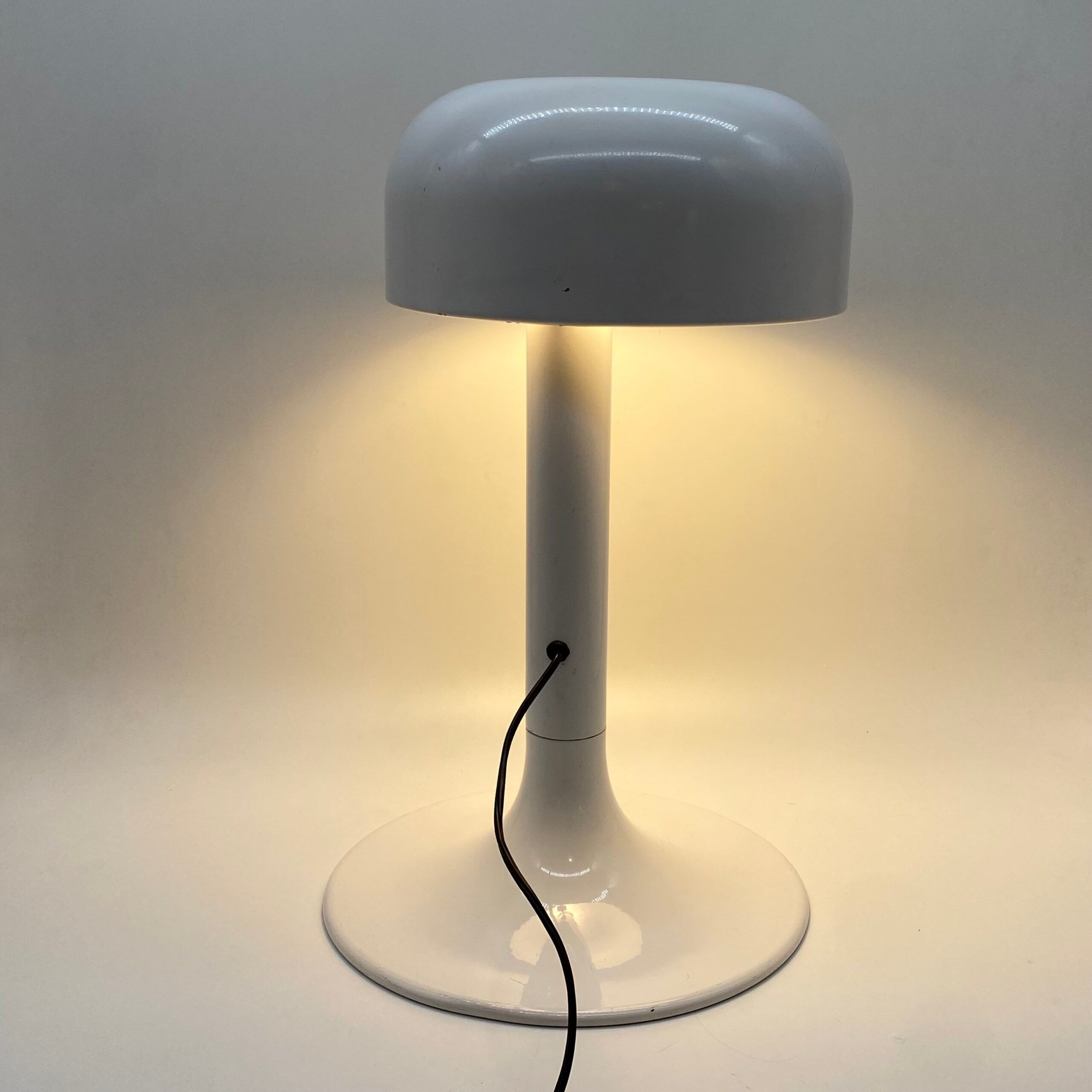 "Studio" lamp model 3105 – Carlo Viligiardi for Stilnovo, 1972