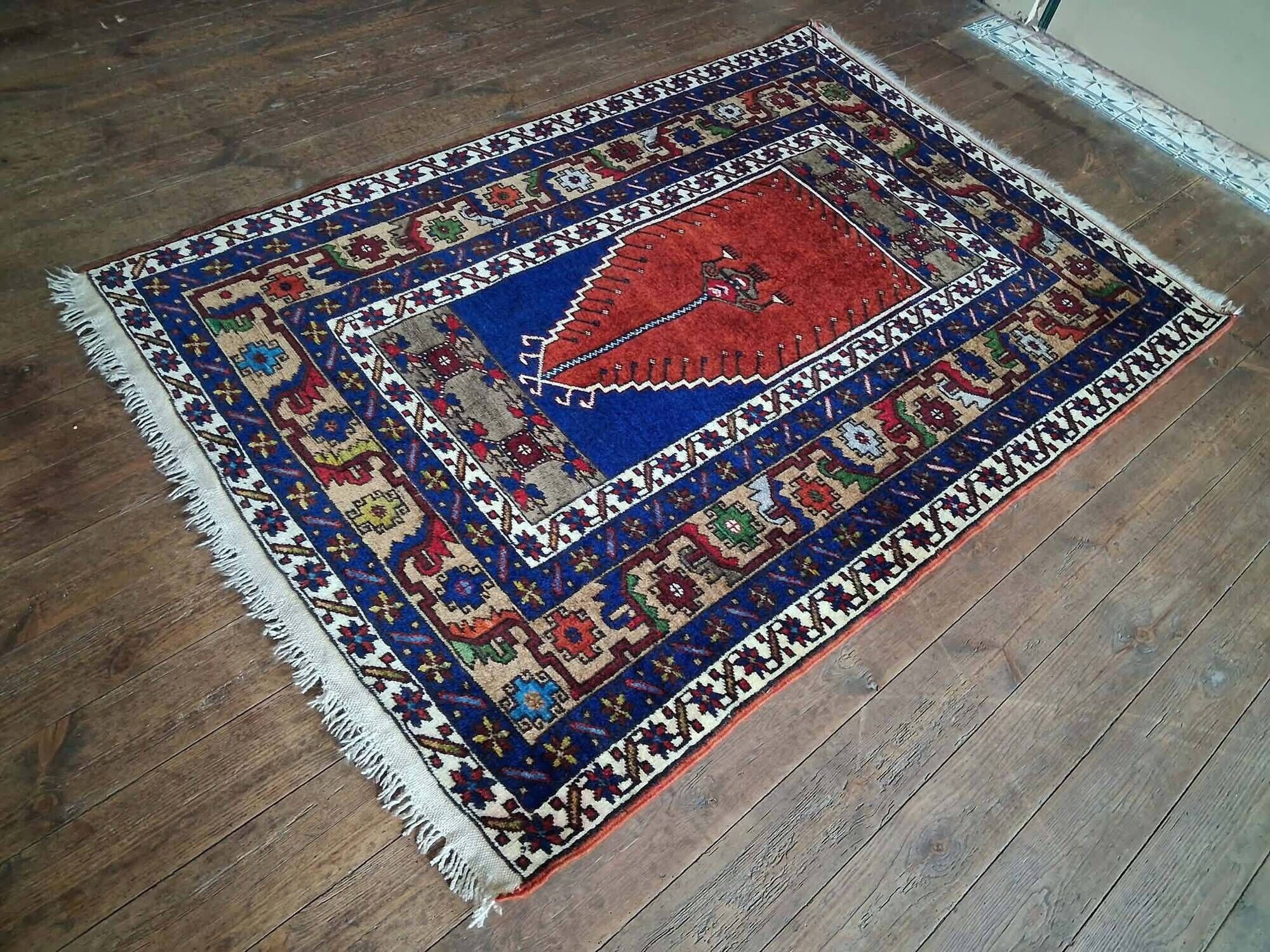 Handmade Anatolian carpet Yahyahli 176x112cm
