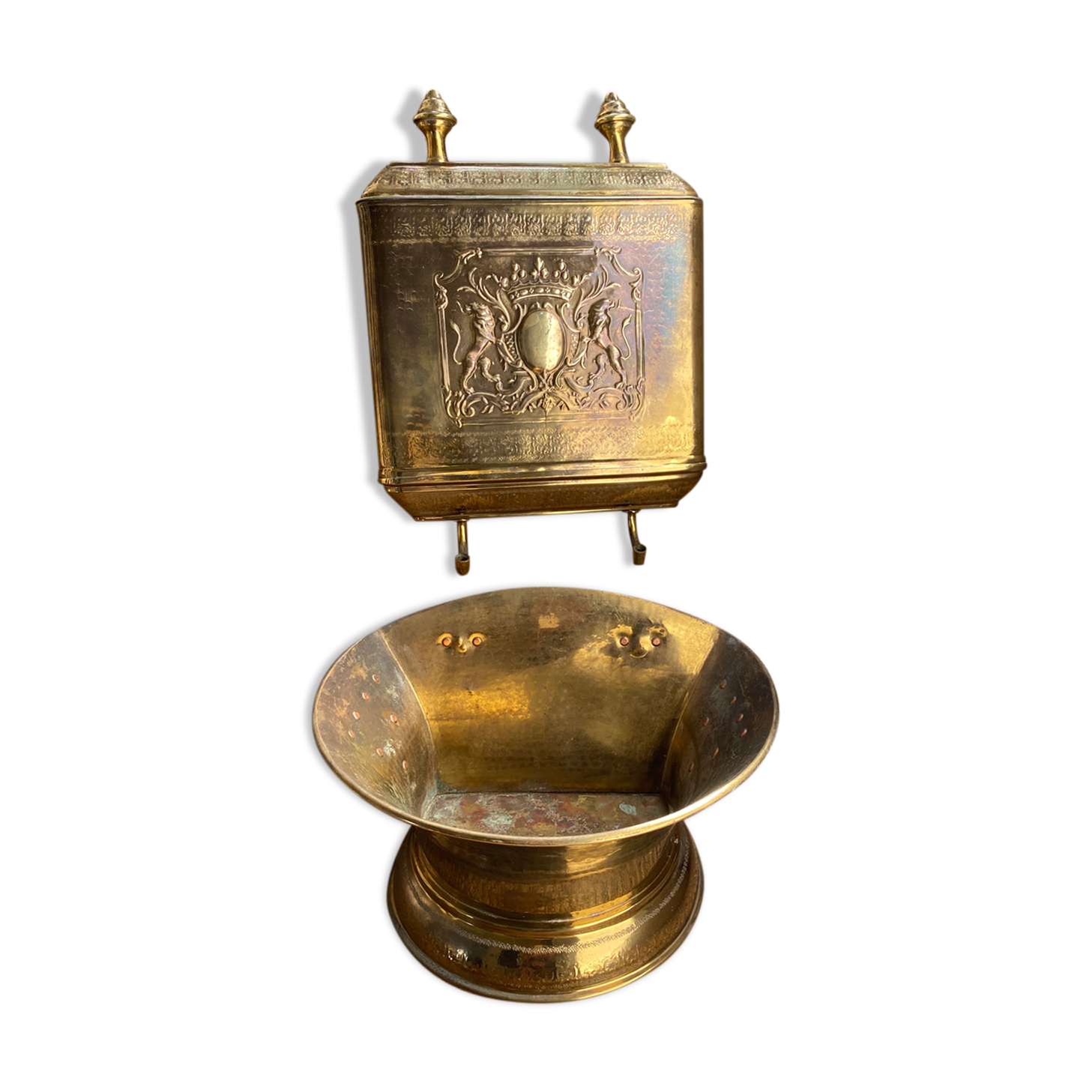 Copper fountain decoration