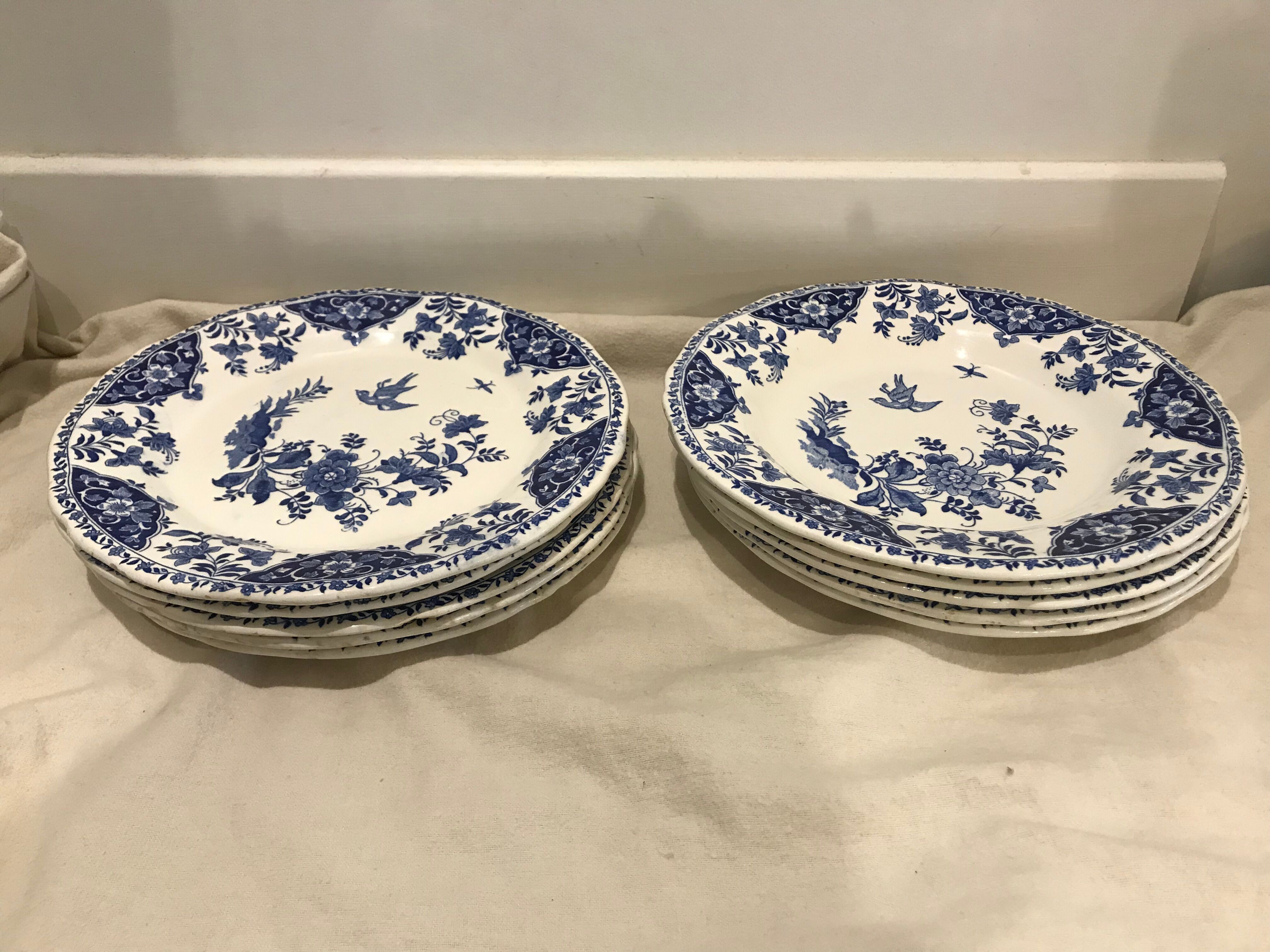 Lot of 5 flat plates and 5 plates Gien 1960, blue and white hollow