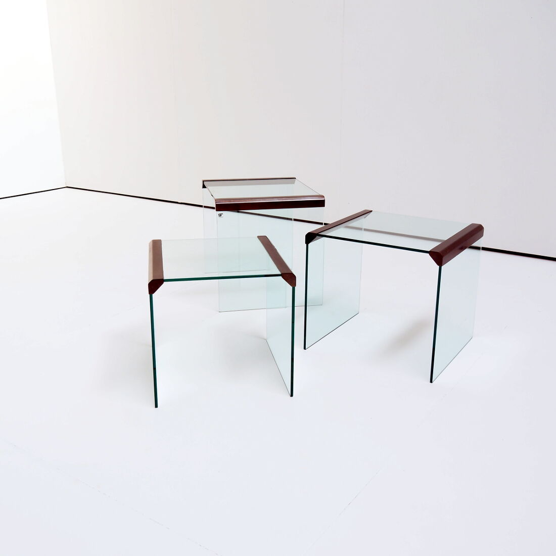 T35 pull out tables by Pierangelo Gallotti, Italy