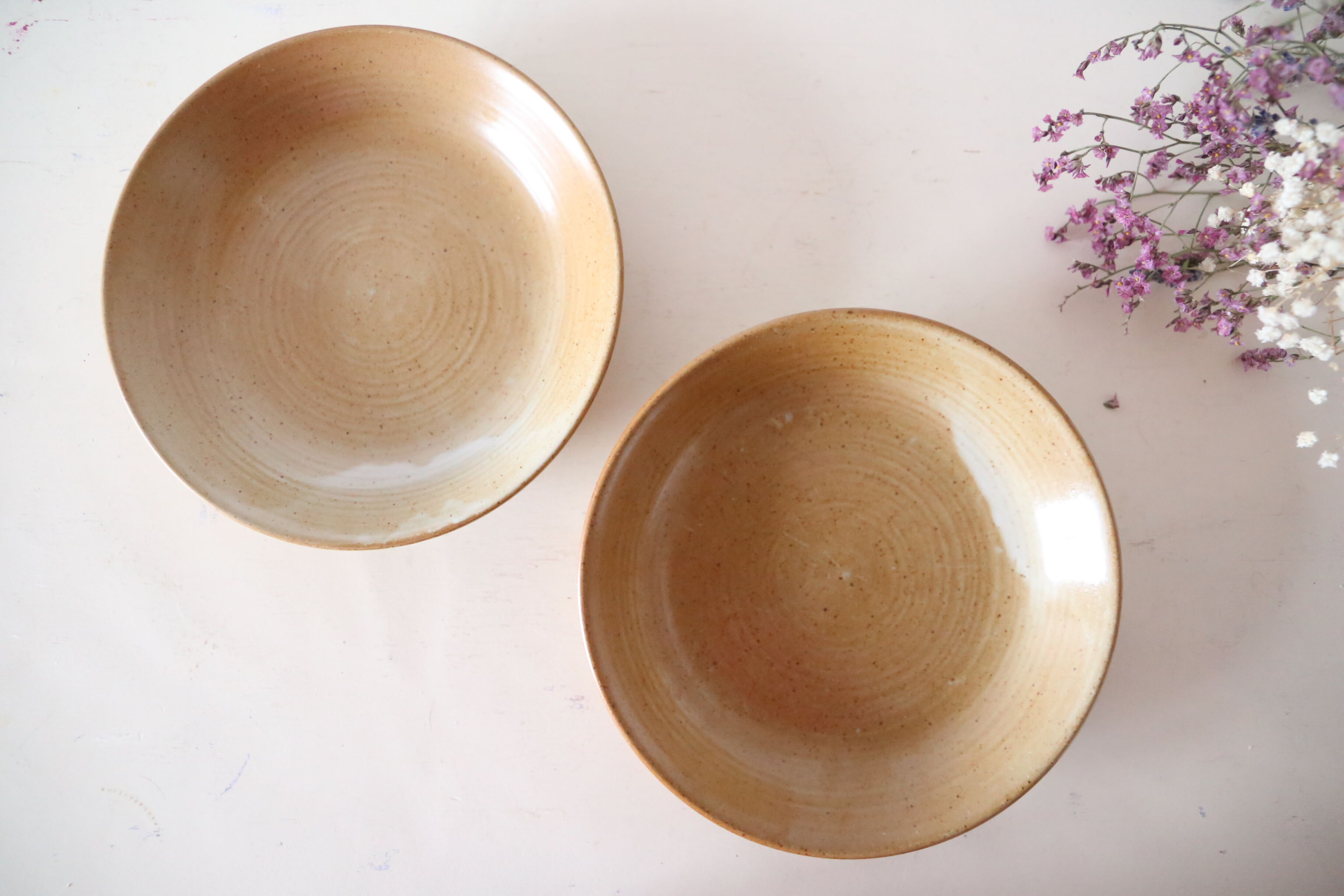 Set of 6 hollow sandstone plates, sandstone village, vintage French