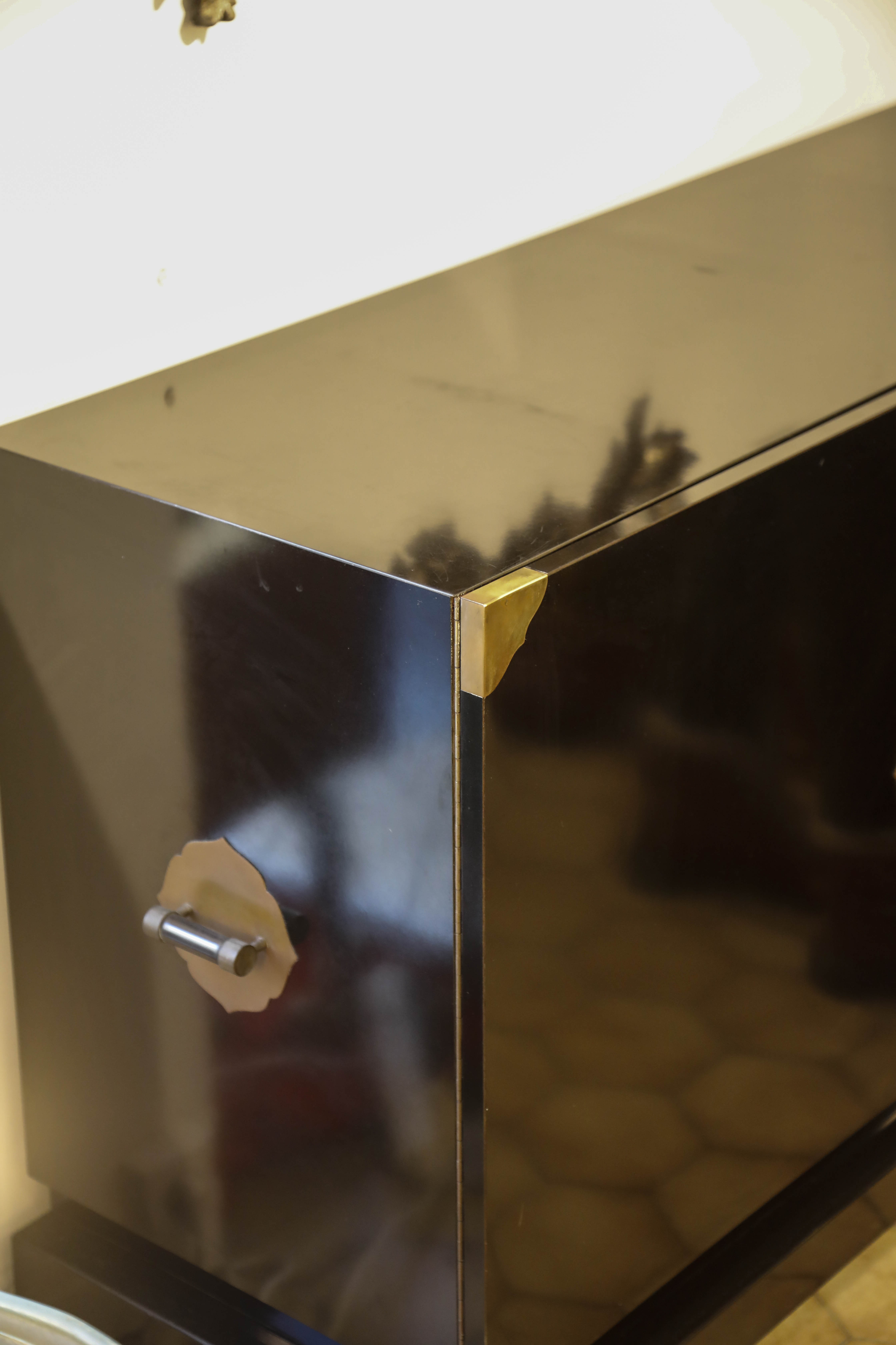 Black lay line buffet design italy 70